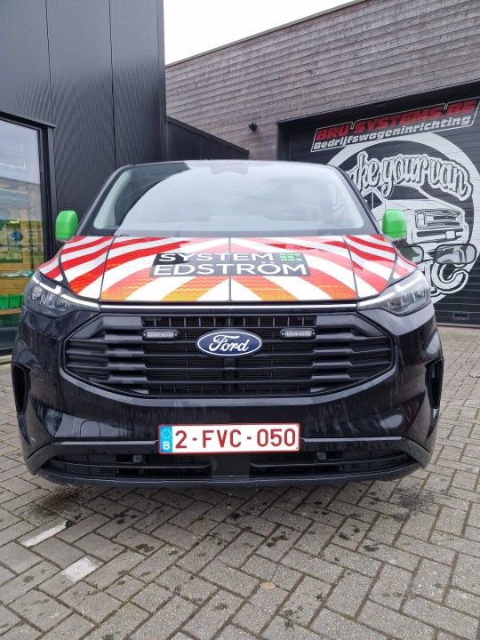 Chevron markering achterklep of deuren Ford Custom gemonteerd